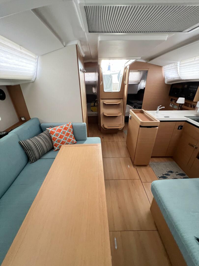 SILVER GIRL 41ft Jeanneau Yacht For Sale