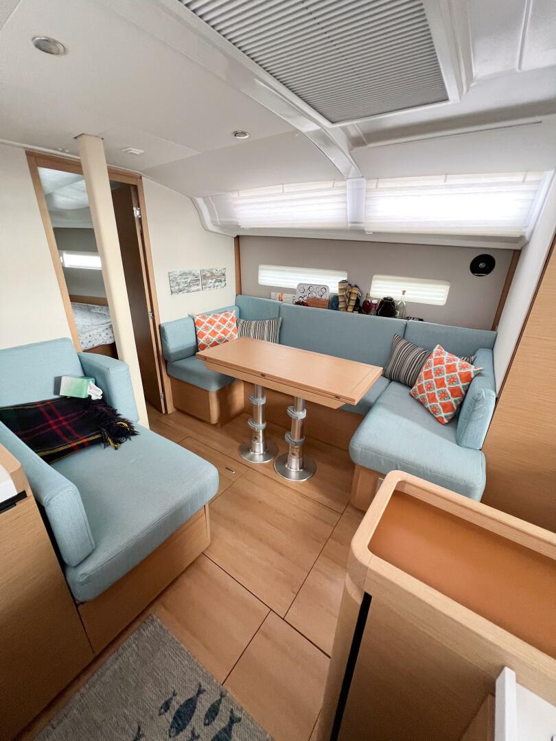 SILVER GIRL 41ft Jeanneau Yacht For Sale