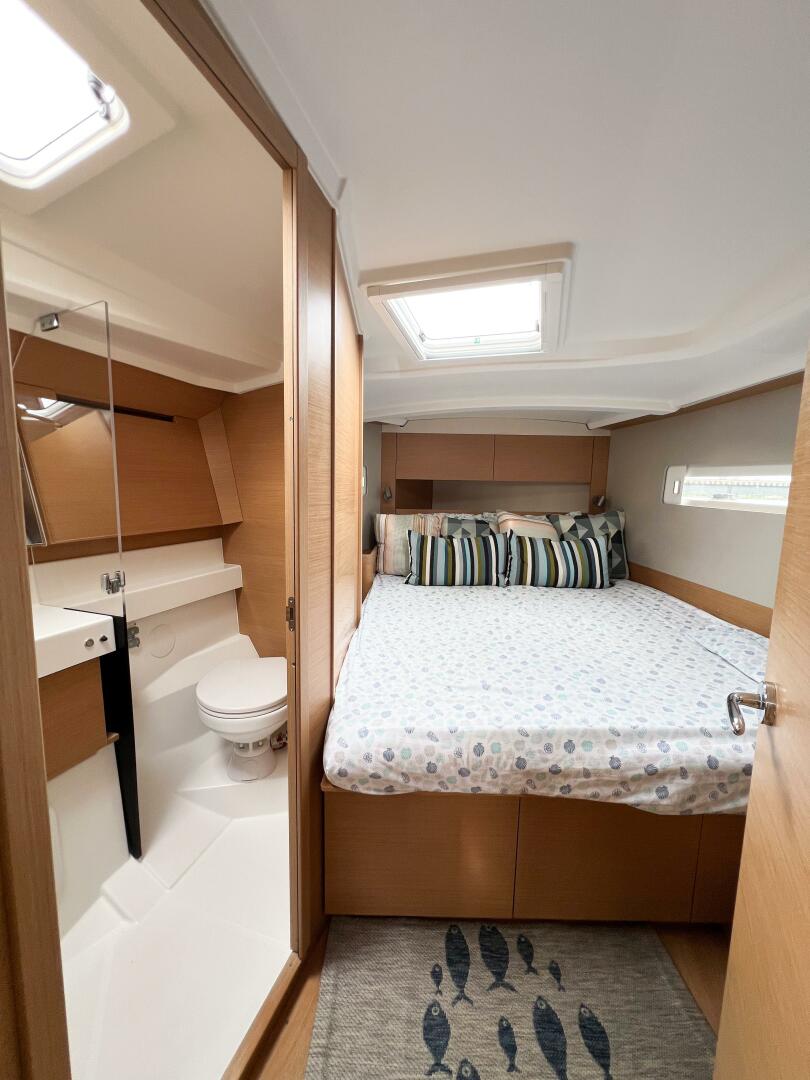 SILVER GIRL 41ft Jeanneau Yacht For Sale