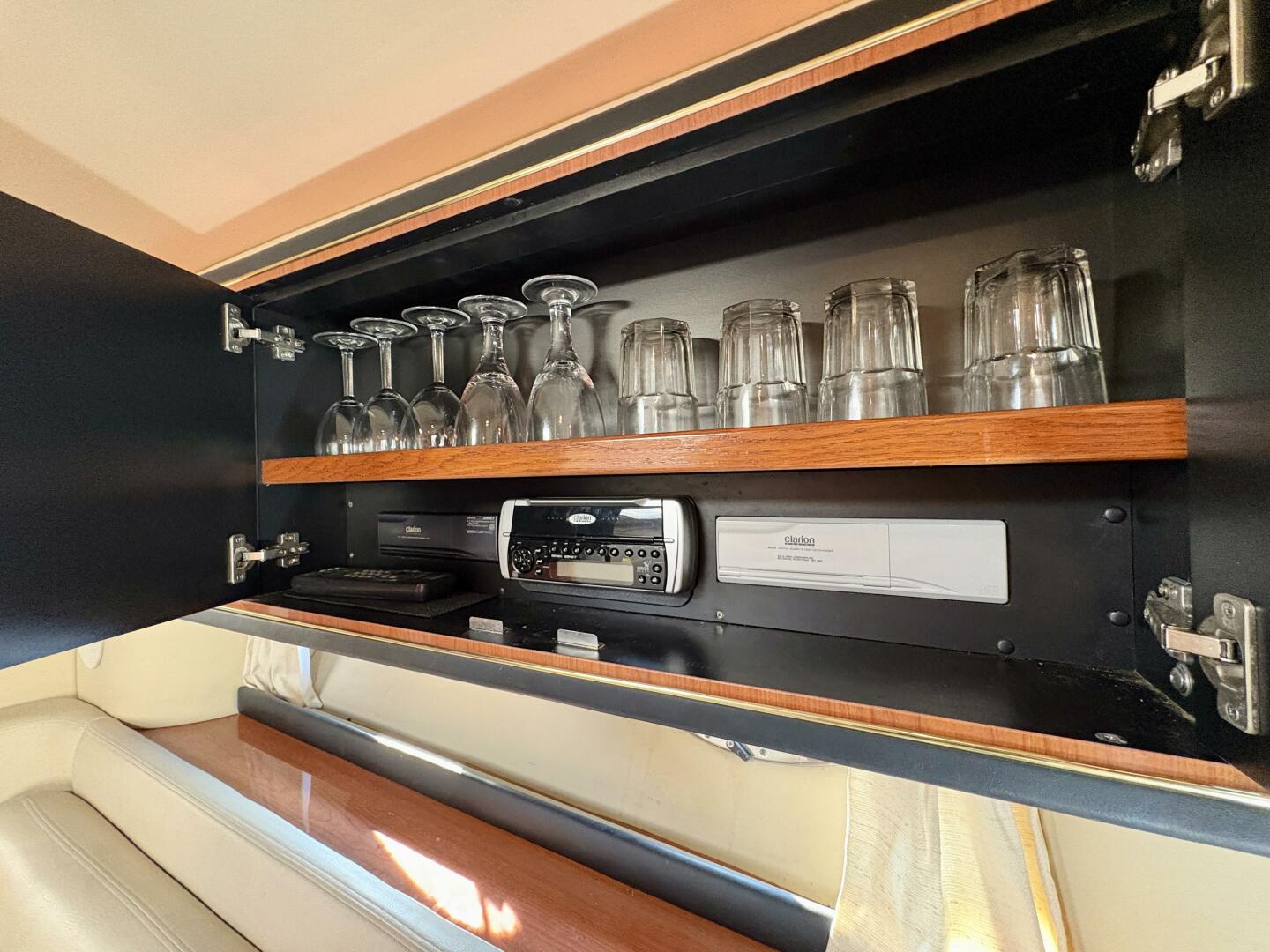 EMPTY POCKETS 46ft Sea Ray Yacht For Sale