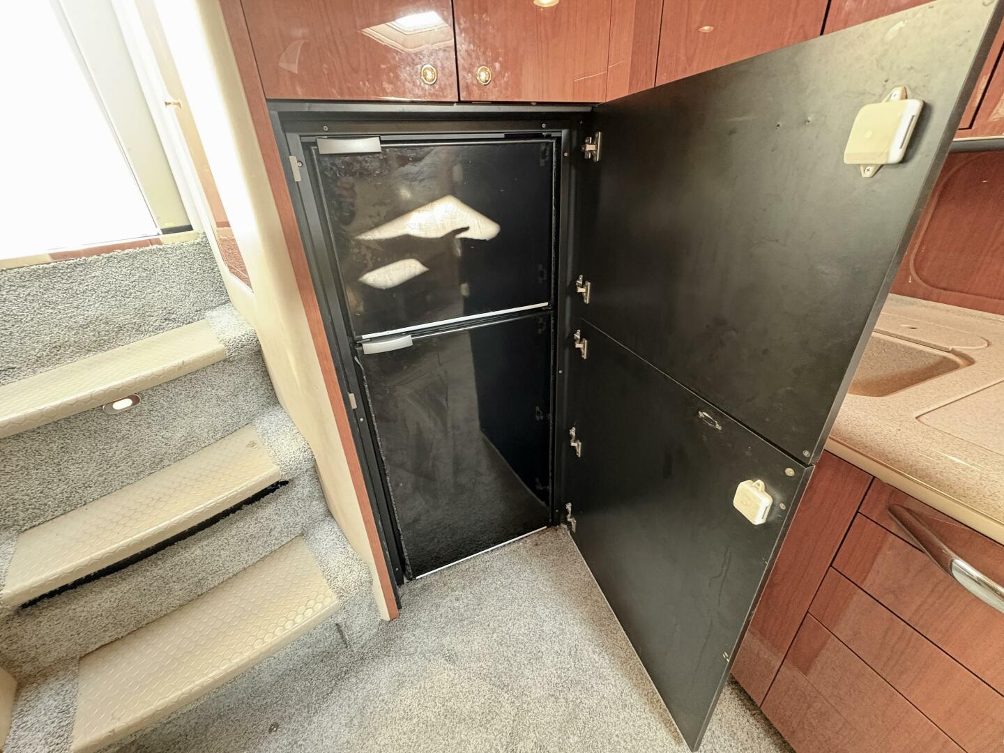 EMPTY POCKETS 46ft Sea Ray Yacht For Sale