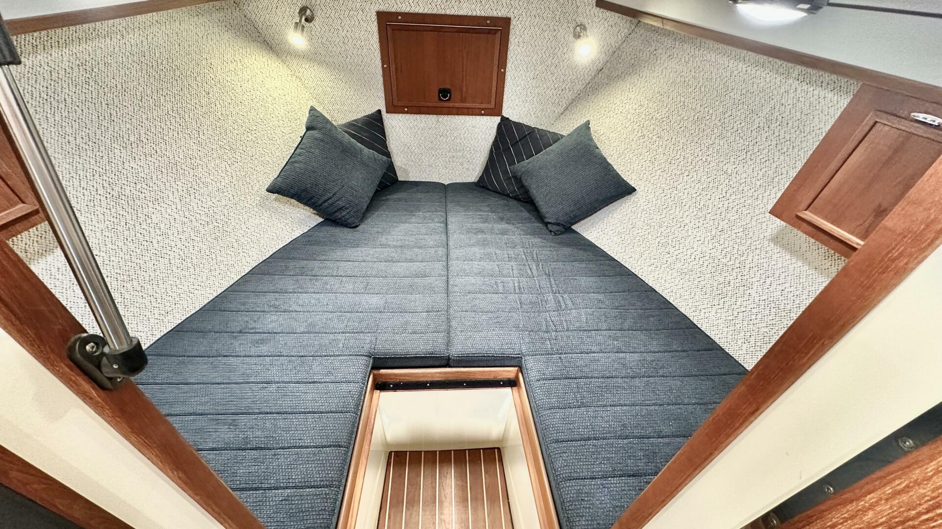32ft Coastal Craft Yacht For Sale