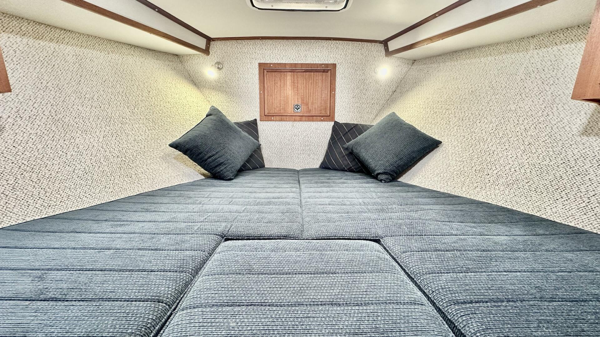 32ft Coastal Craft Yacht For Sale