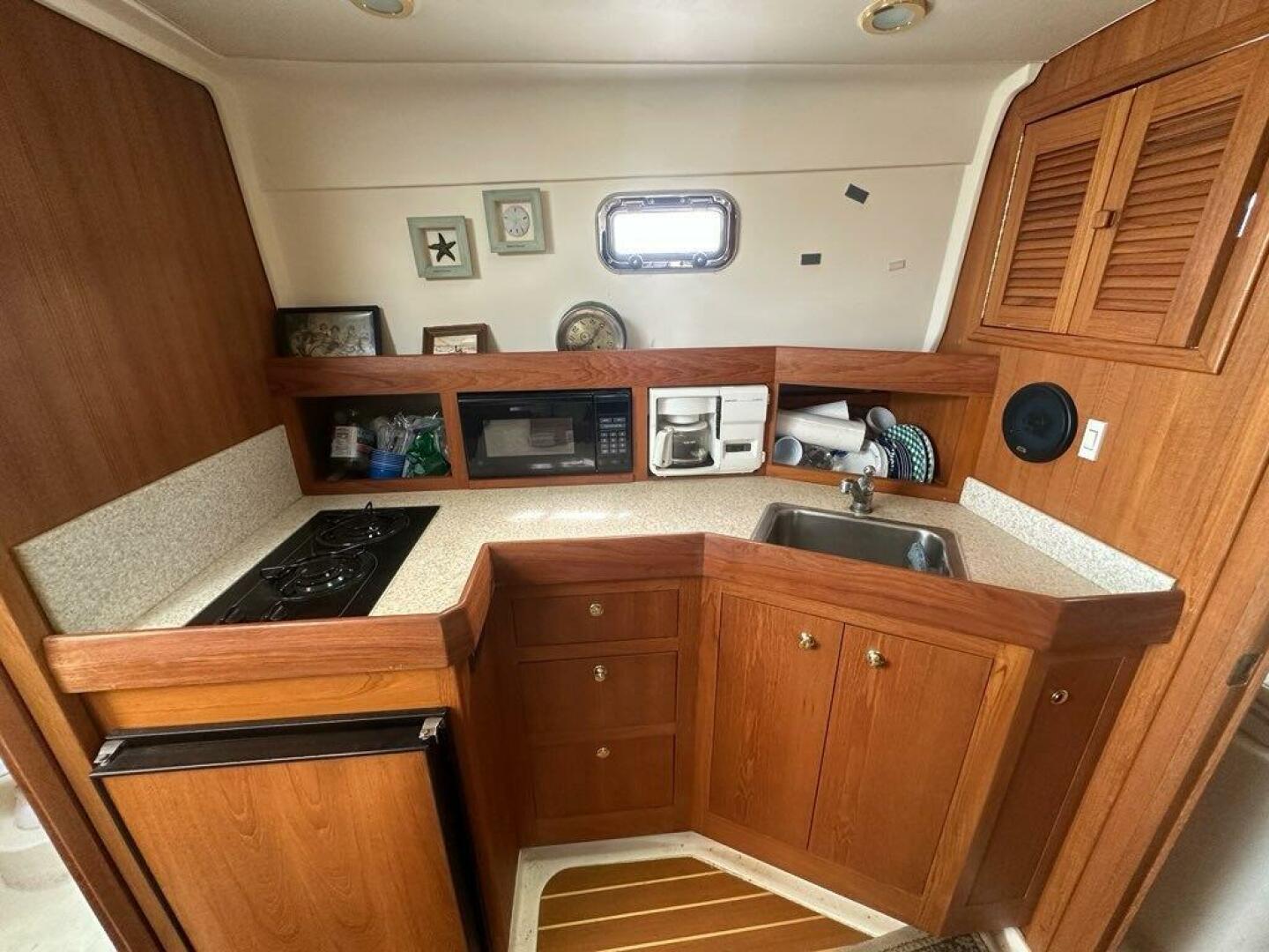 Optimist 34ft Mainship Yacht For Sale