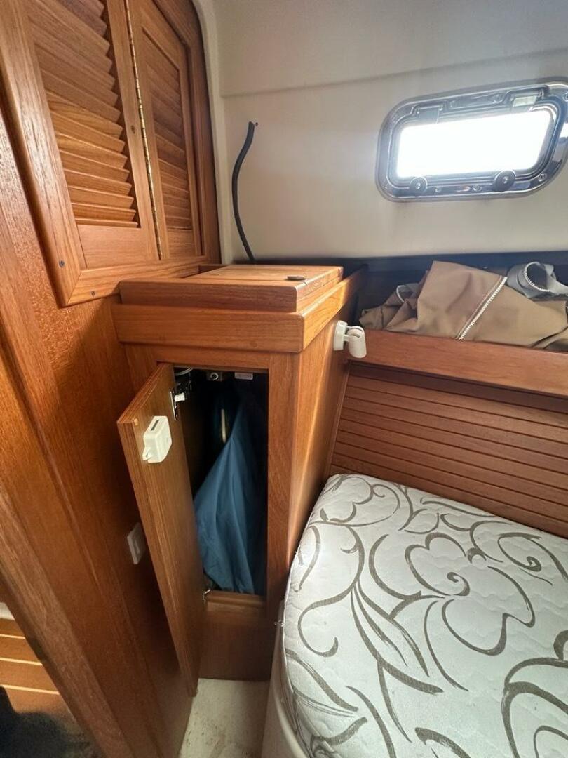 Optimist 34ft Mainship Yacht For Sale