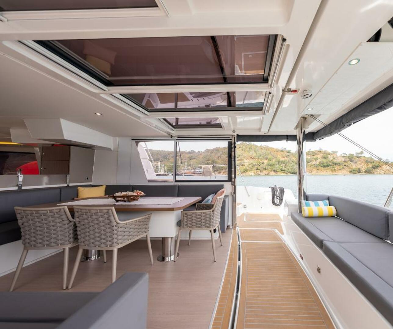 Bali 4.8  cockpit
