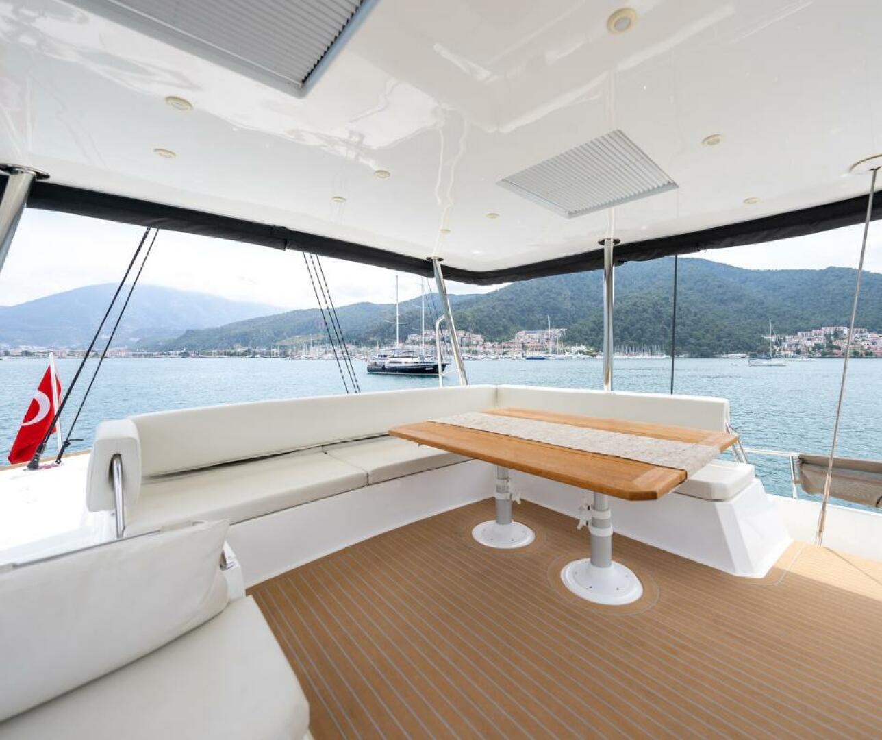 Bali 4.8 Fly seating