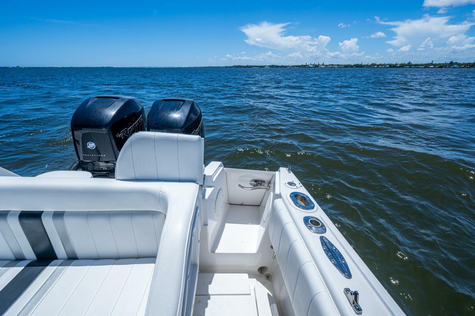 32ft Intrepid Yacht For Sale