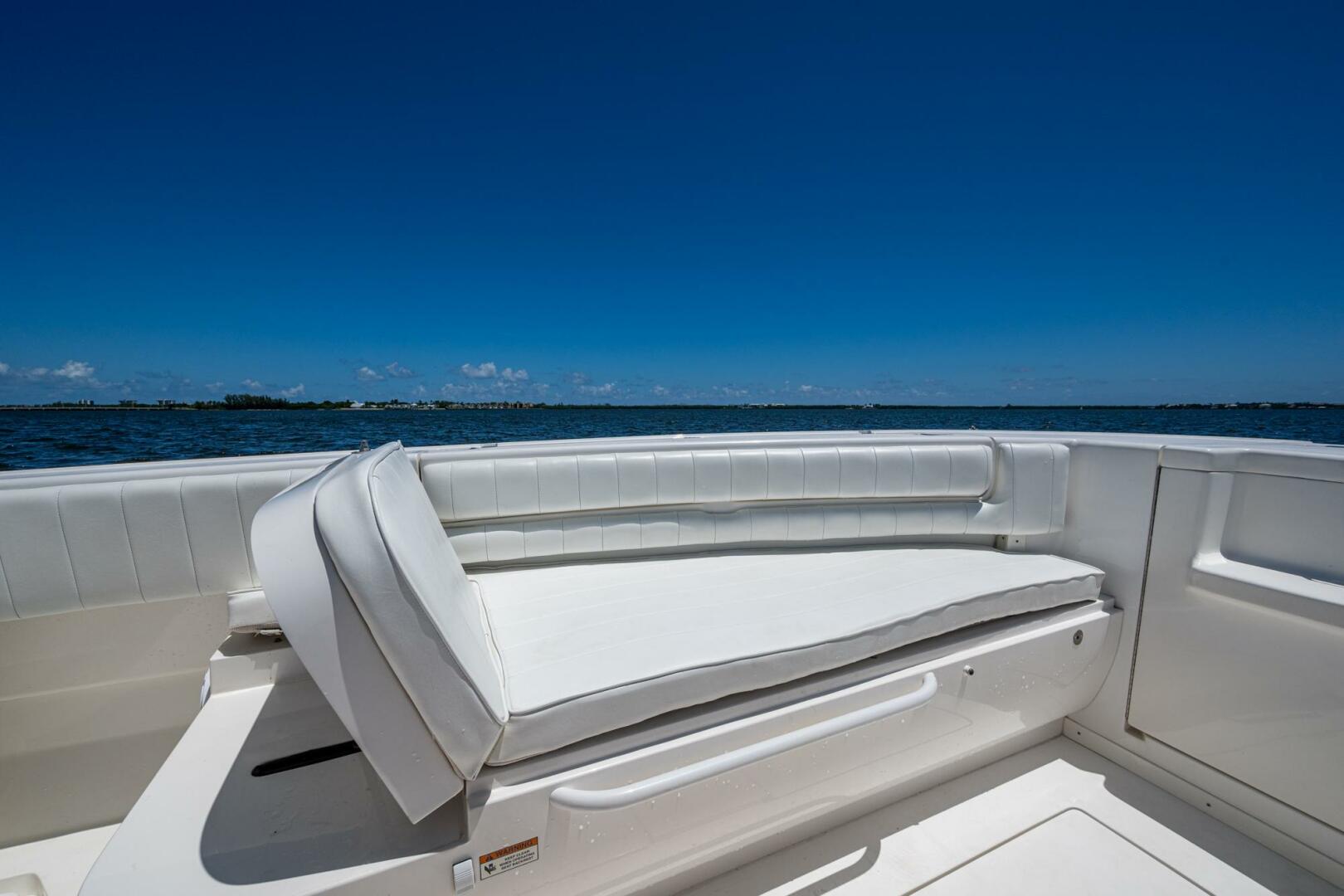 32ft Intrepid Yacht For Sale