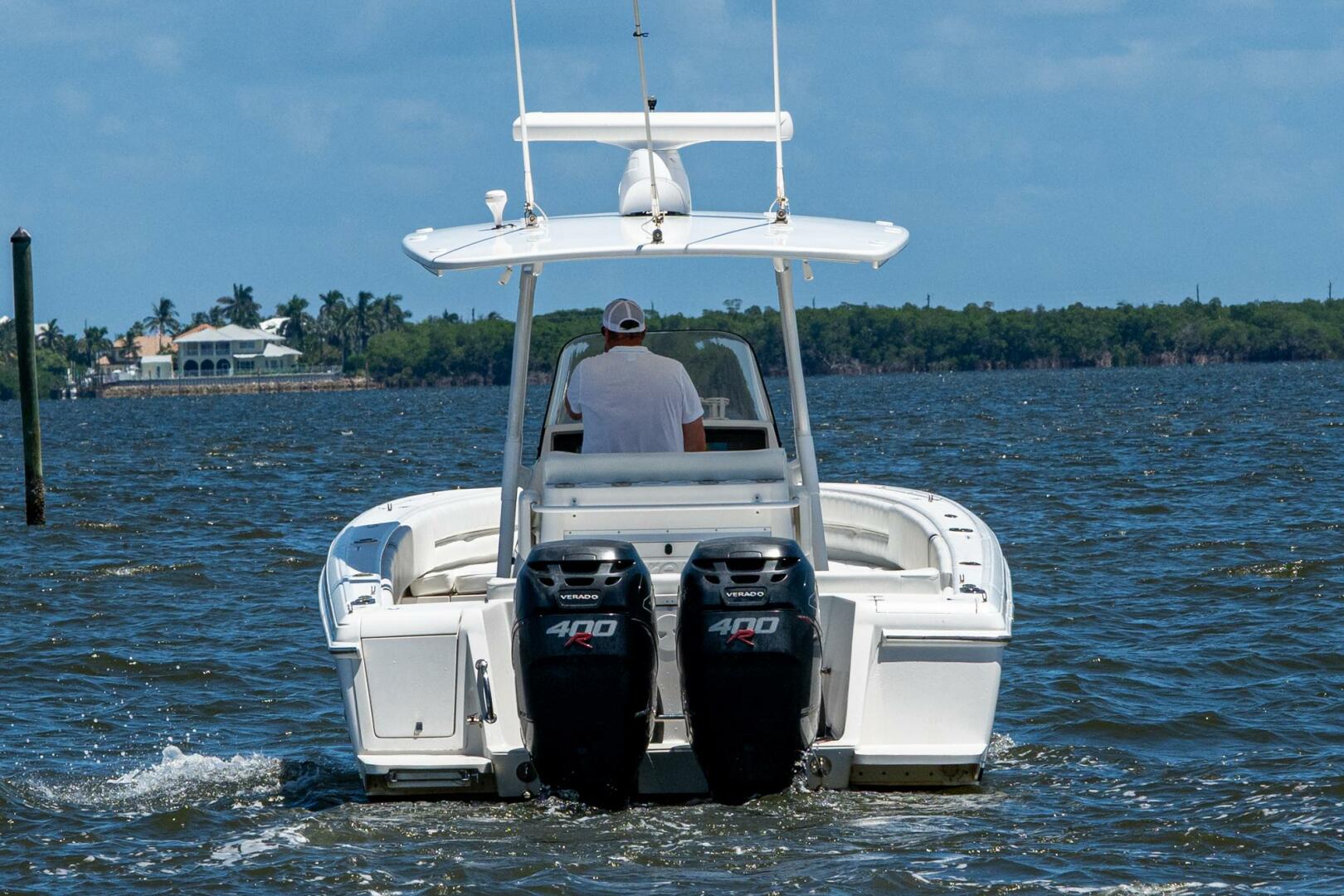 32ft Intrepid Yacht For Sale