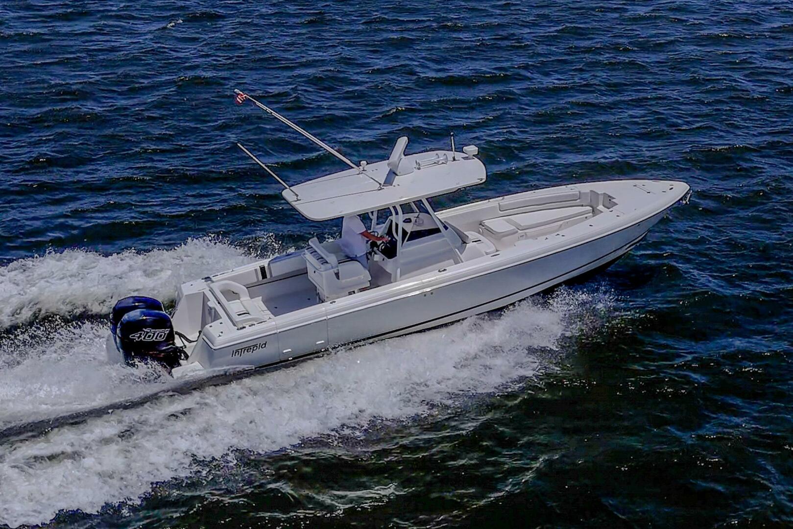 32ft Intrepid Yacht For Sale