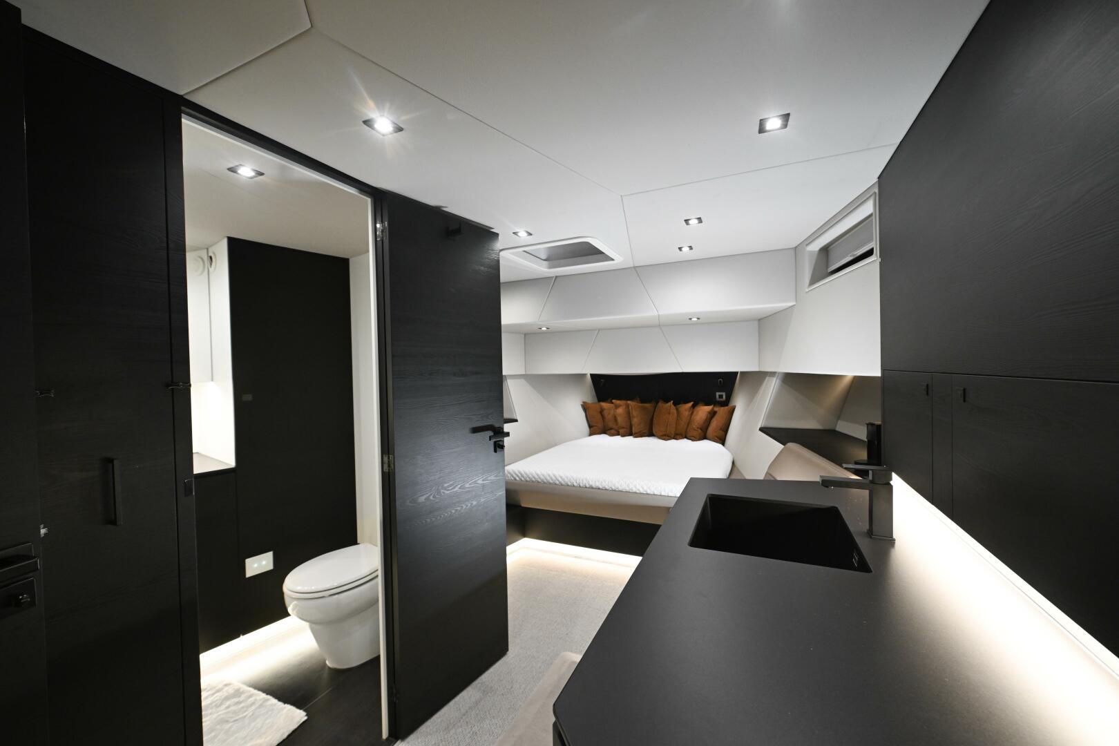 TAKE IT EASY V 58ft Vanquish Yachts Yacht For Sale