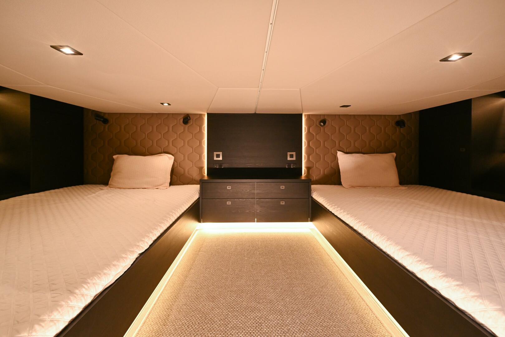 TAKE IT EASY V 58ft Vanquish Yachts Yacht For Sale