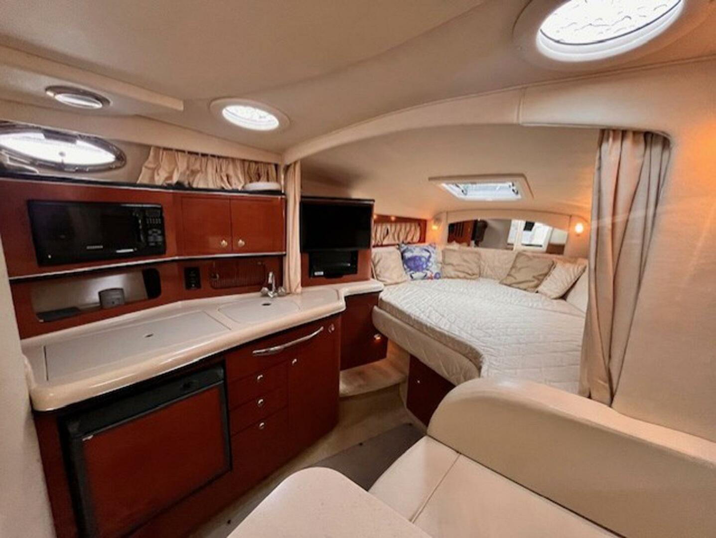 Five O Clock Somewhere II 30ft Sea Ray Yacht For Sale