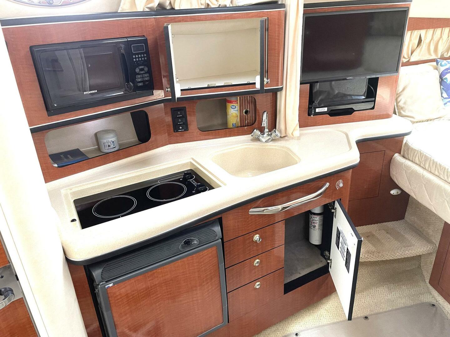 Five O Clock Somewhere II 30ft Sea Ray Yacht For Sale