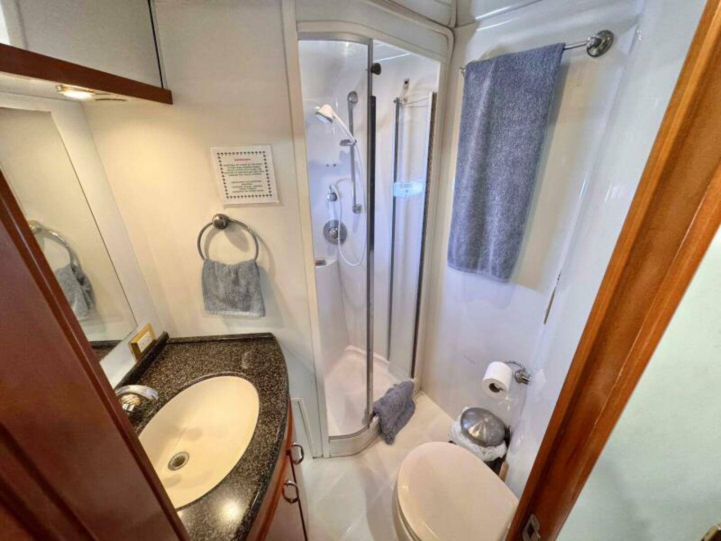 46ft Carver Yacht For Sale