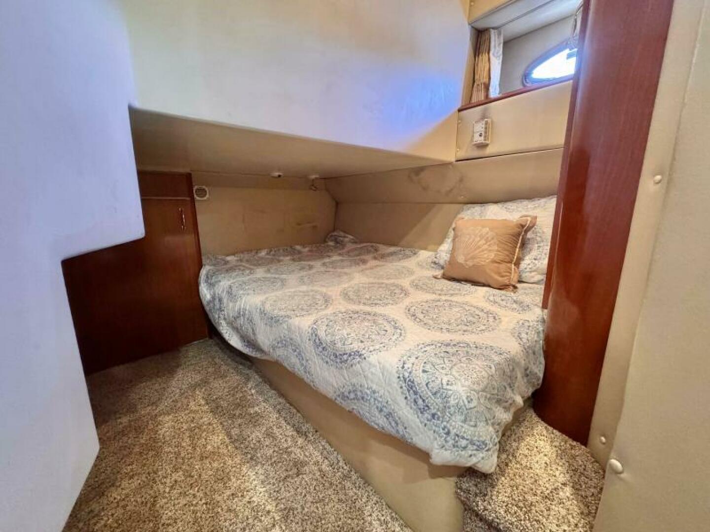 46ft Carver Yacht For Sale