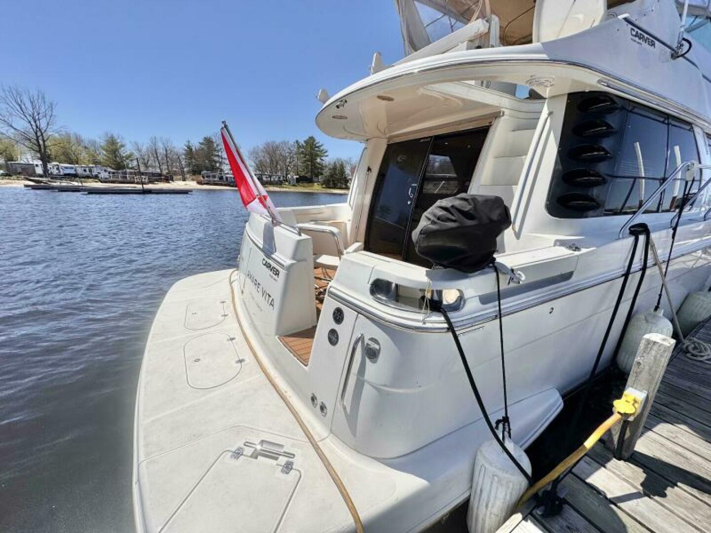 46ft Carver Yacht For Sale
