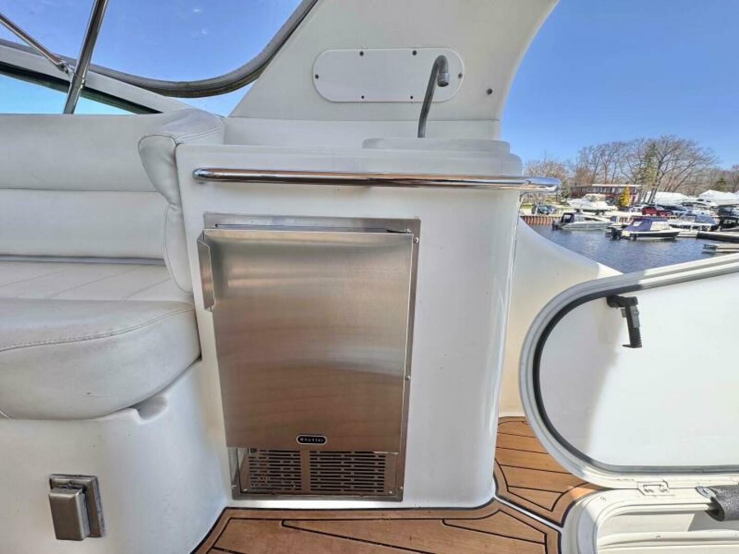 46ft Carver Yacht For Sale