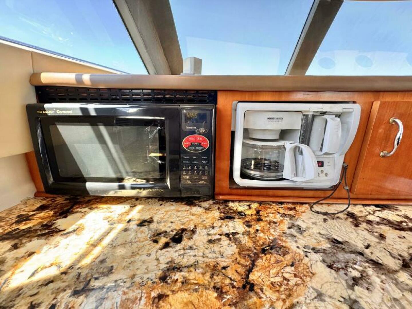 46ft Carver Yacht For Sale