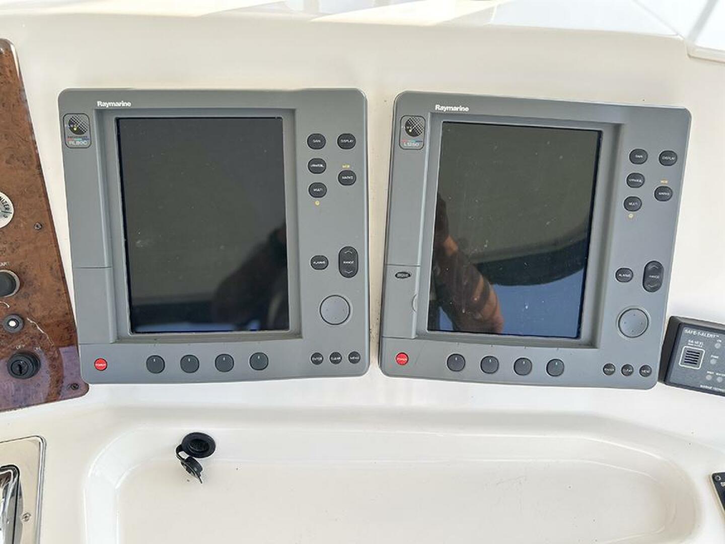42ft Silverton Yacht For Sale