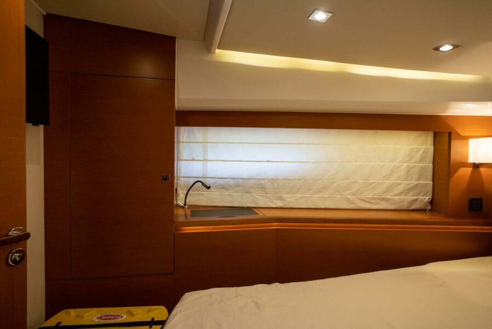 SHANTI III 55ft Prestige Yacht For Sale
