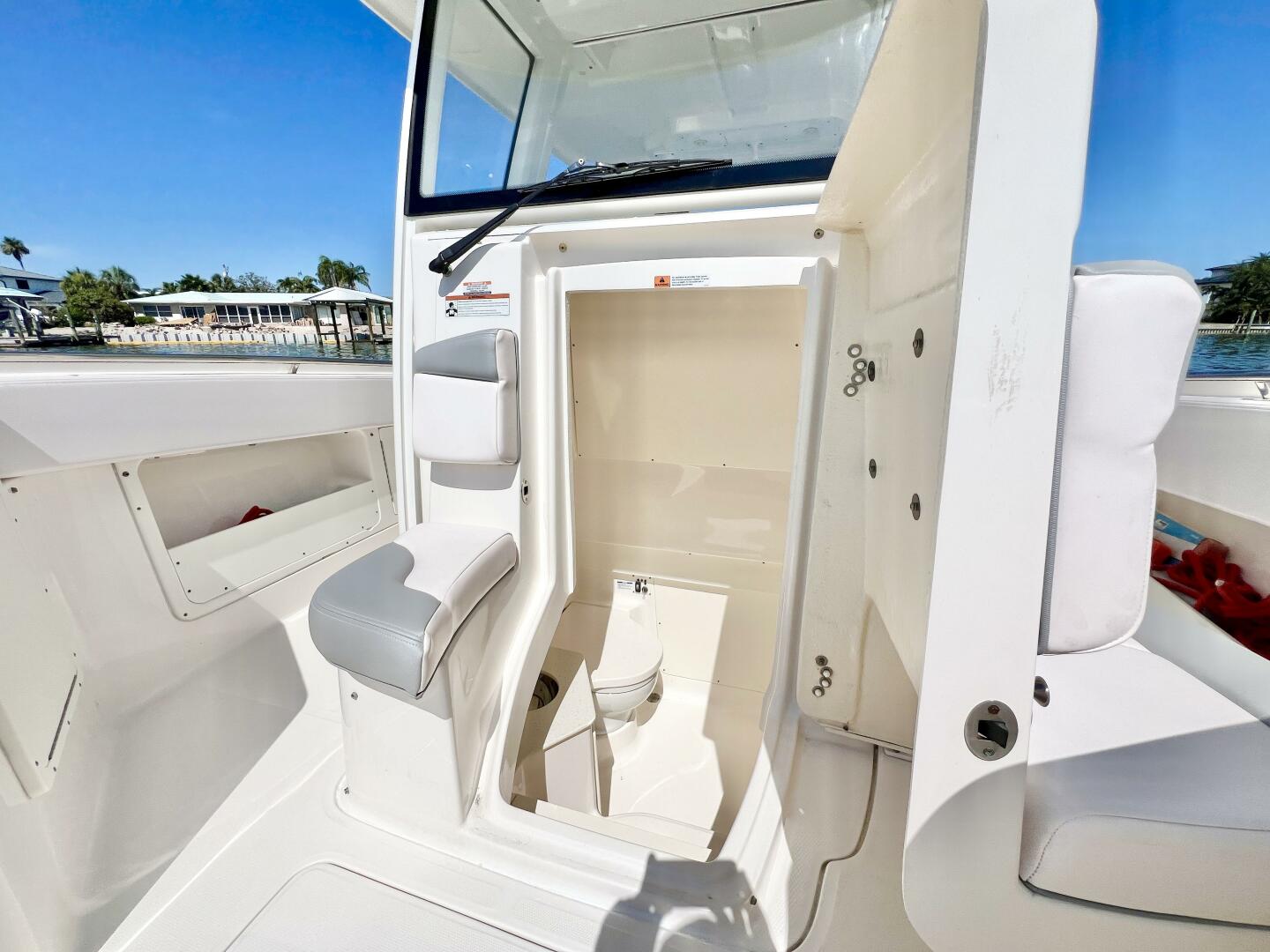 30ft Robalo Yacht For Sale