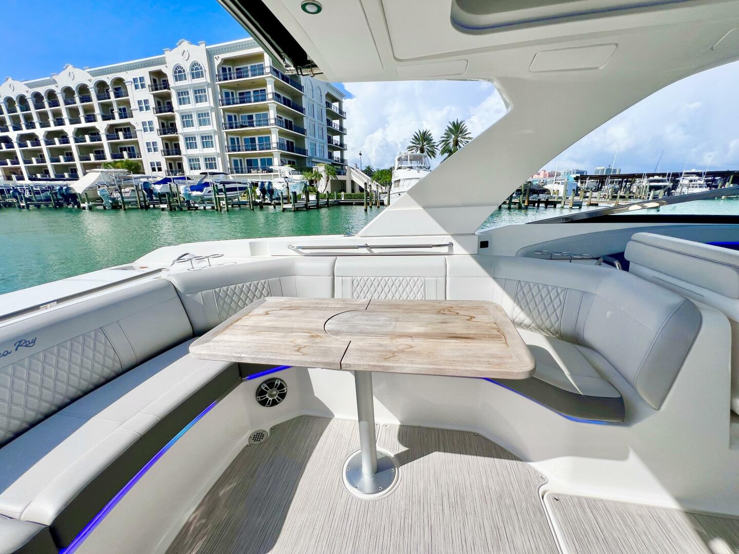 35ft Sea Ray Yacht For Sale