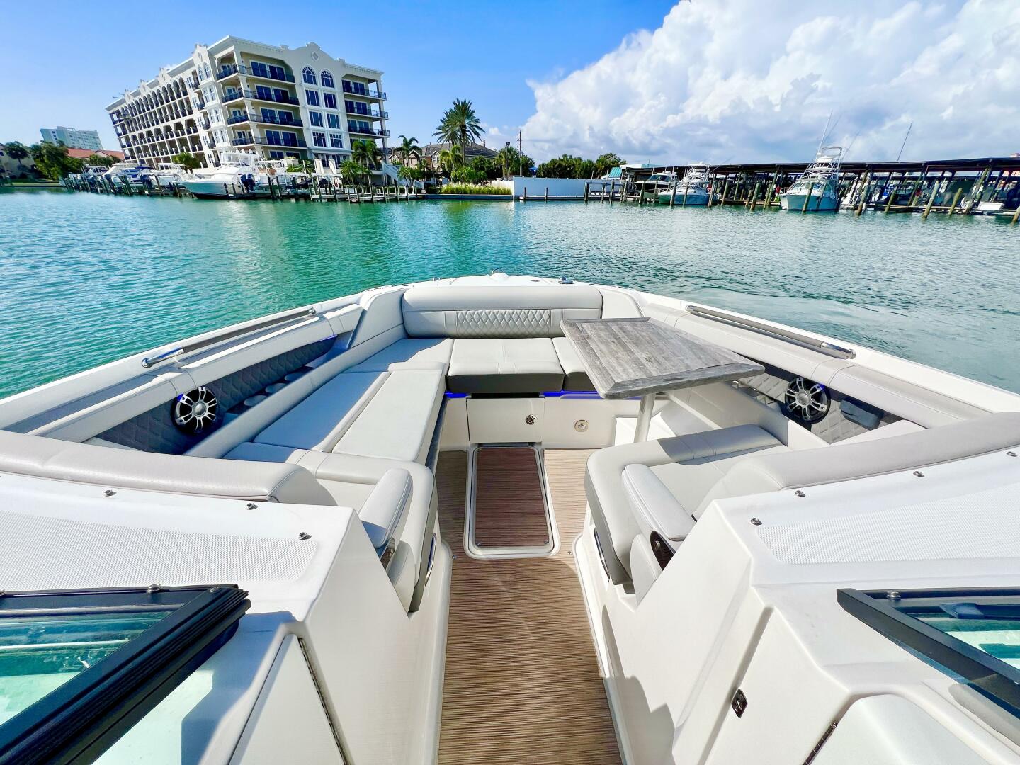 35ft Sea Ray Yacht For Sale