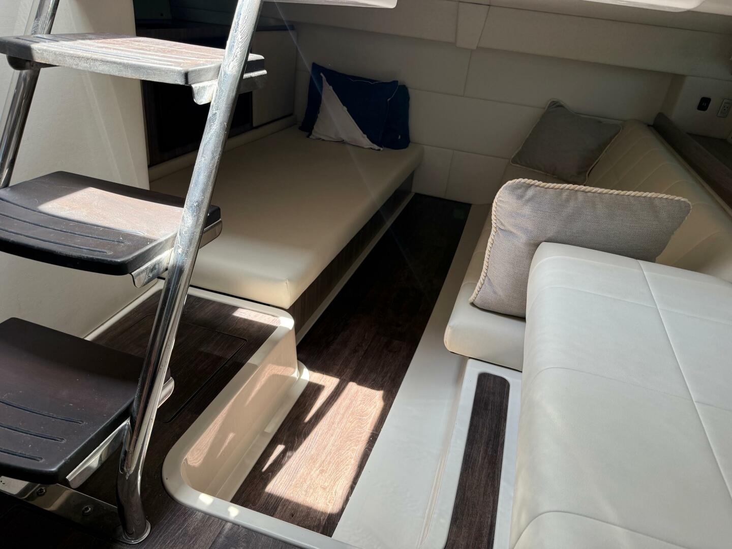 2021 Regal 36 XO