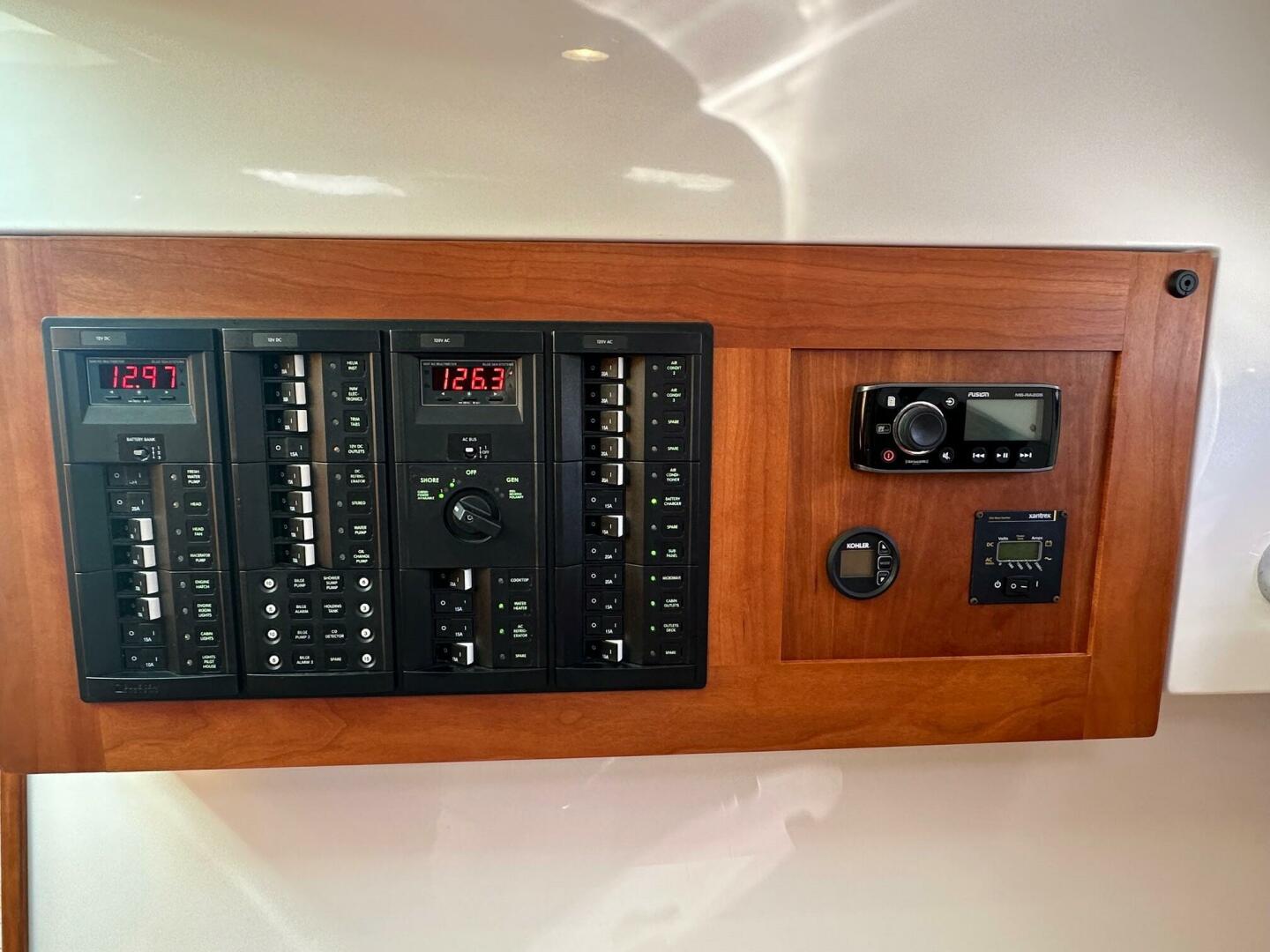 STEEL N TIME 34ft Back Cove Yacht For Sale
