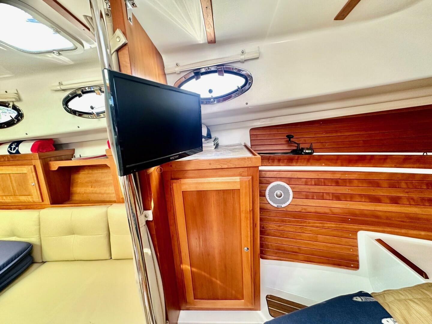 STEEL N TIME 34ft Back Cove Yacht For Sale