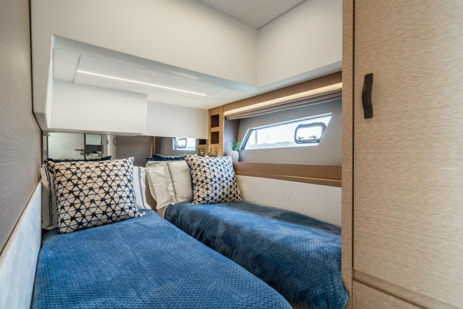 52ft Prestige Yacht For Sale