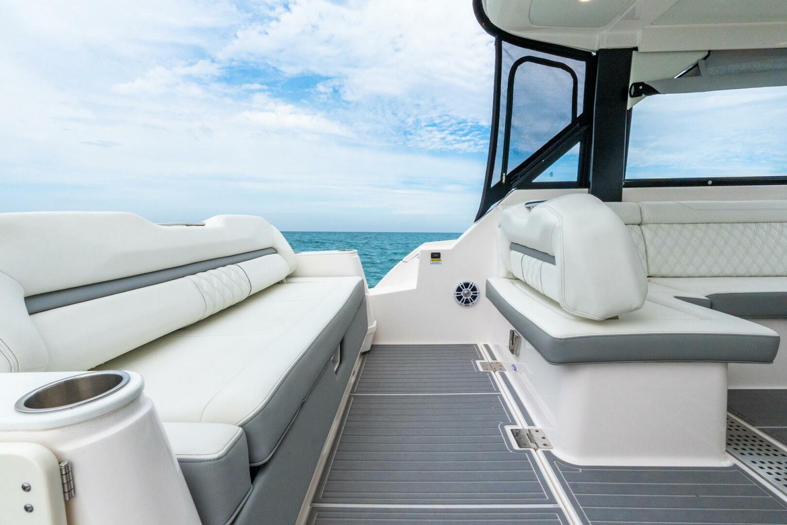 DA BETTER BOAT 36ft Regal Yacht For Sale