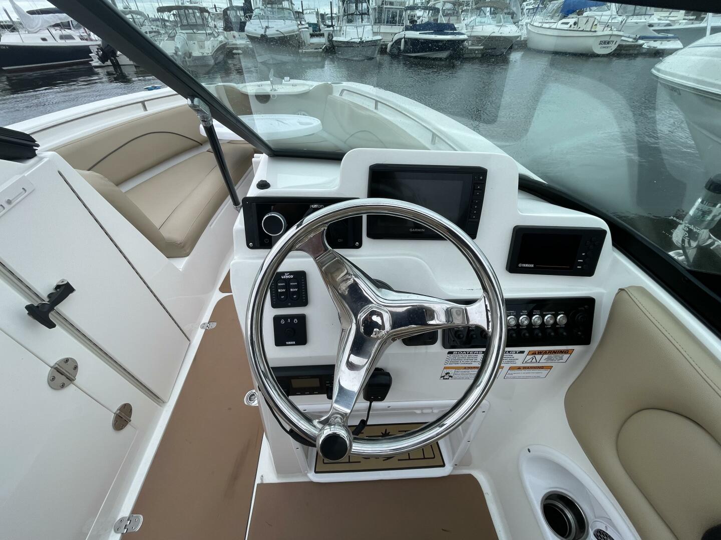 23ft NauticStar Yacht For Sale