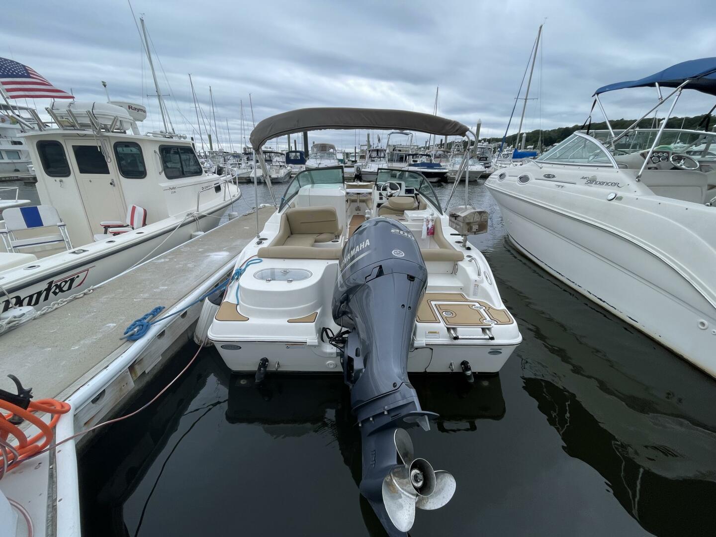23ft NauticStar Yacht For Sale