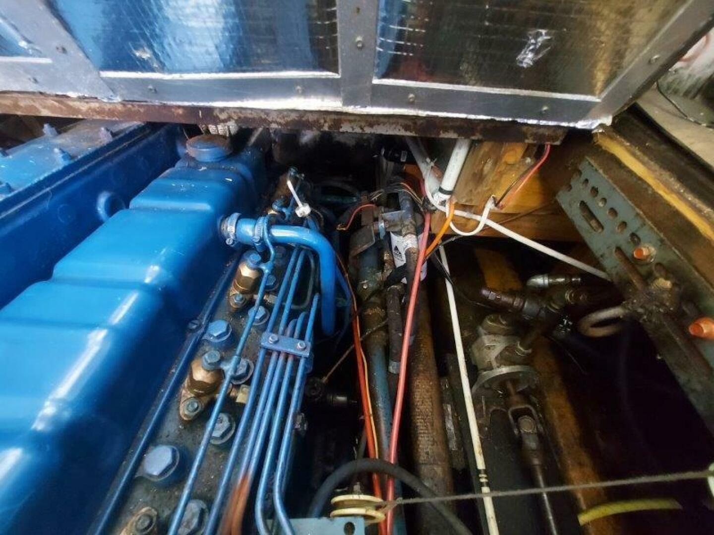 37ft Custom Yacht For Sale