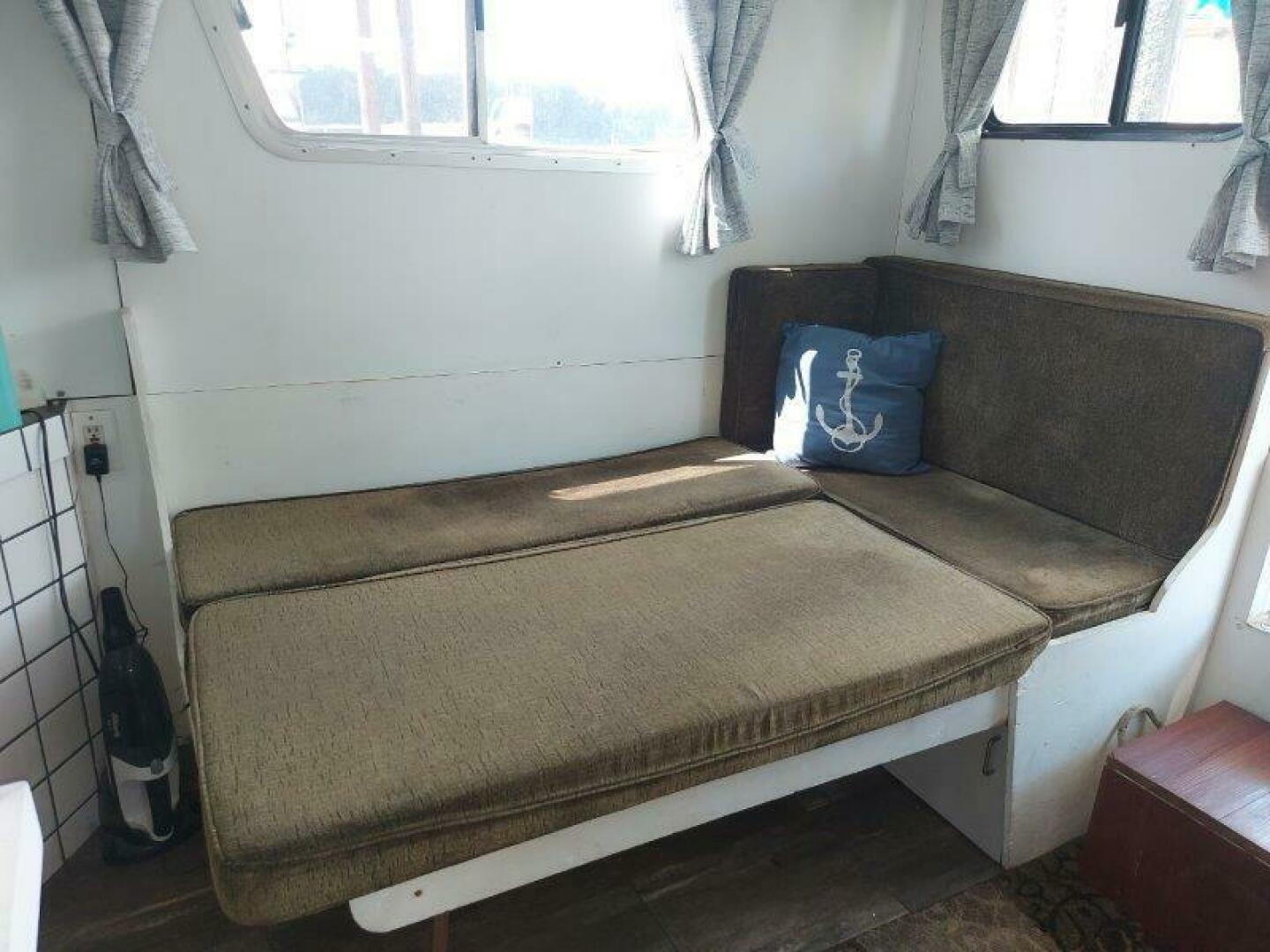 37ft Custom Yacht For Sale
