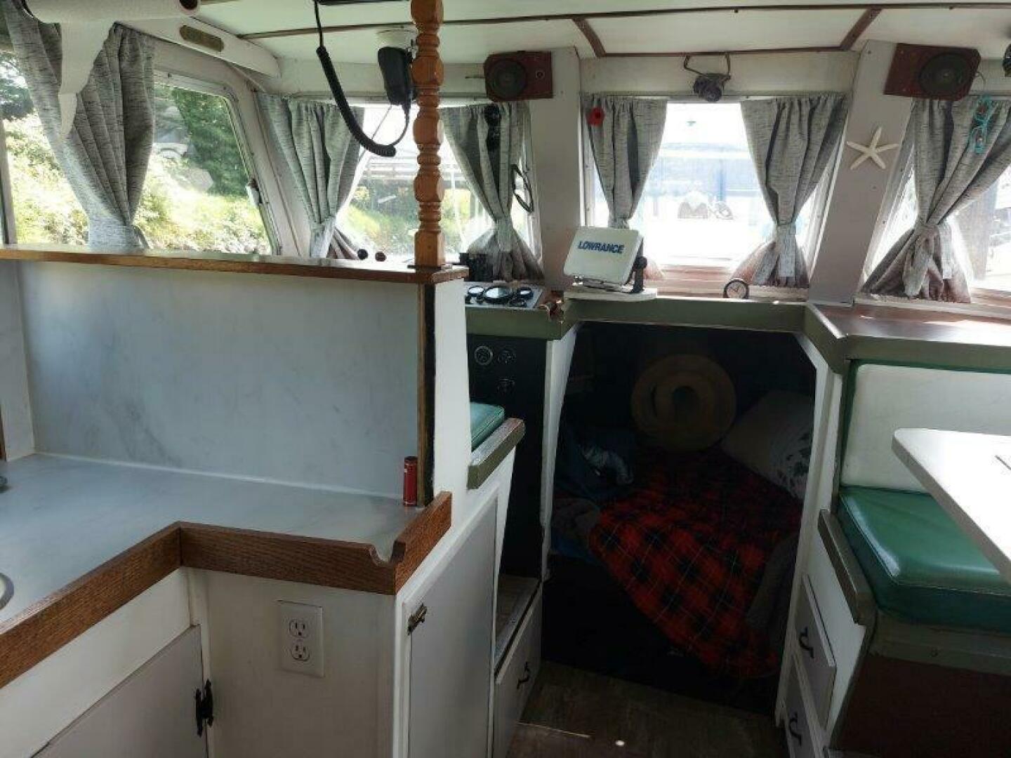 37ft Custom Yacht For Sale