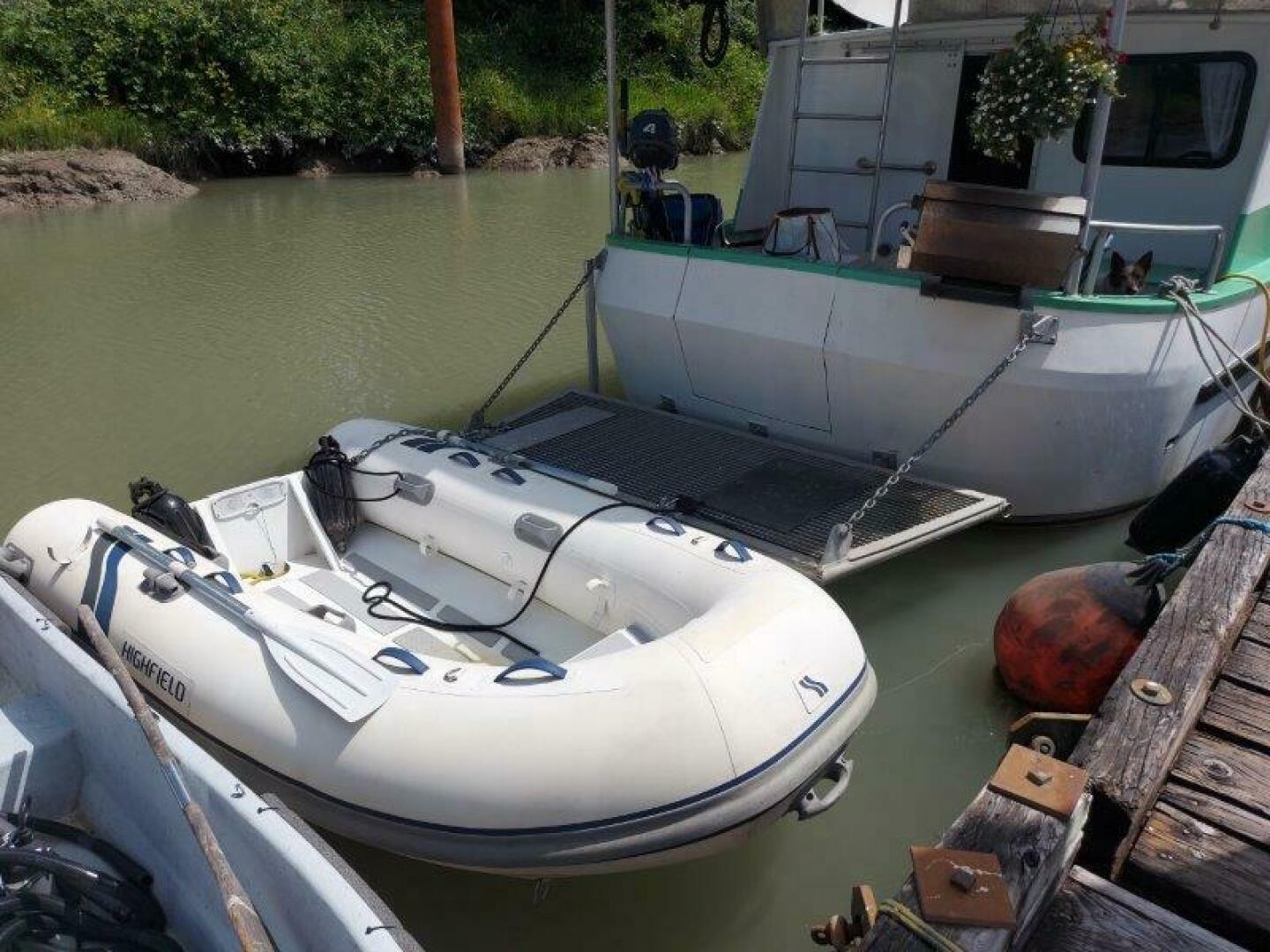 37ft Custom Yacht For Sale