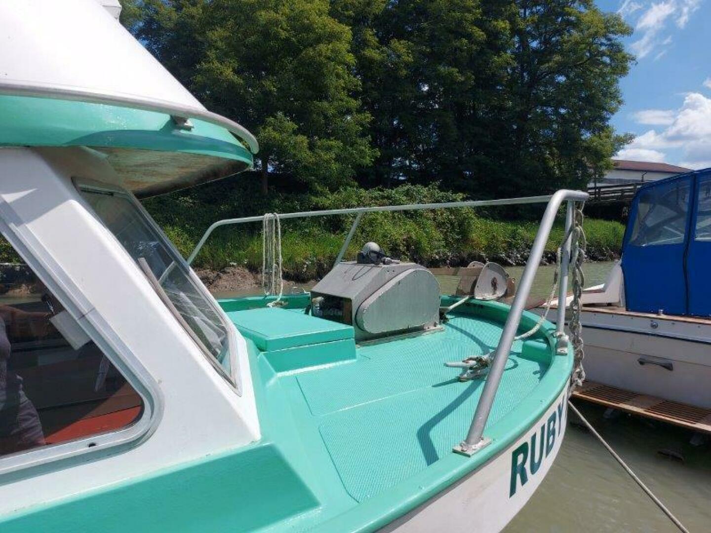 37ft Custom Yacht For Sale