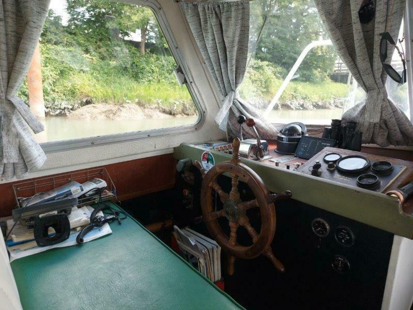 37ft Custom Yacht For Sale