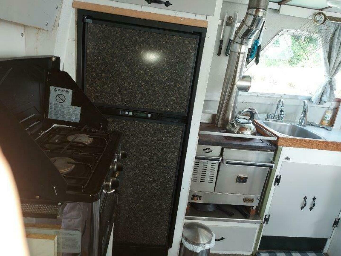 37ft Custom Yacht For Sale