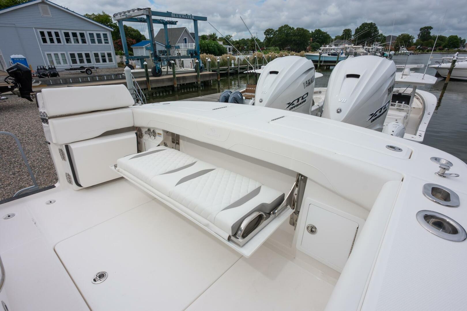 2026 Regulator 31 LR 11