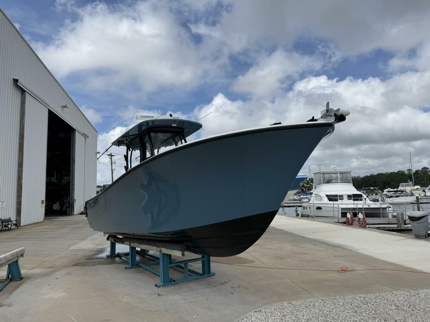 33ft Front Runner Yacht For Sale