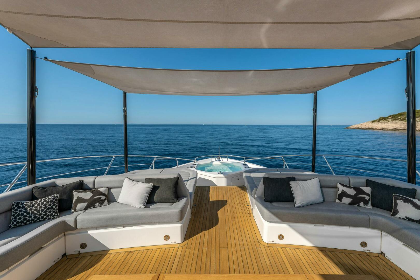 NOROADER 116ft Sunseeker Yacht For Sale