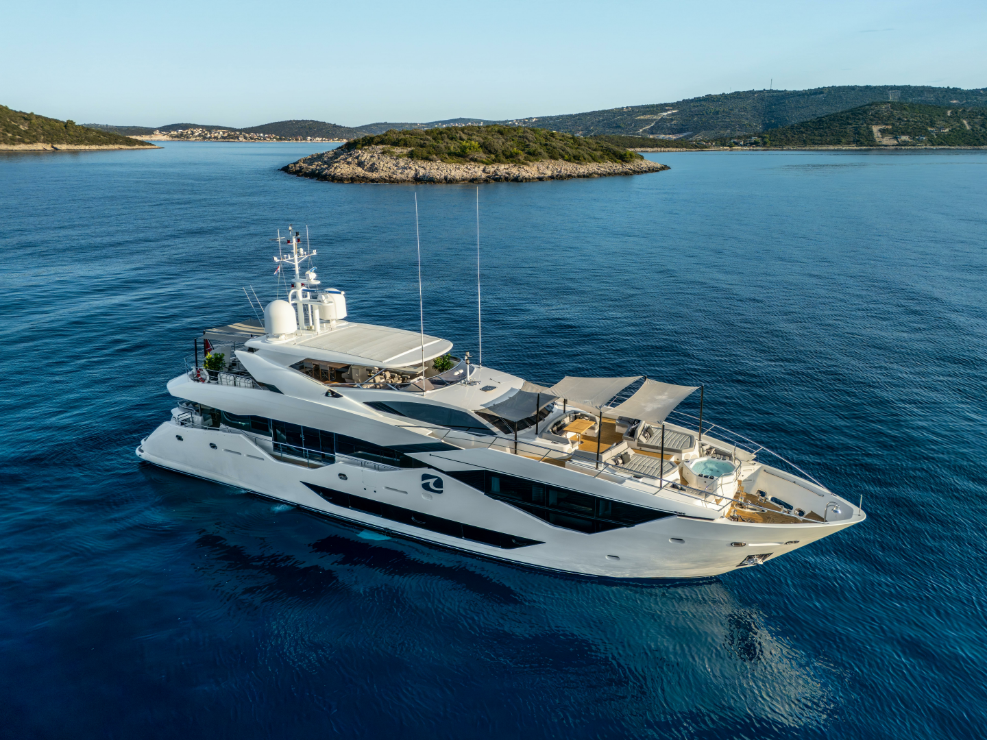 2020 Sunseeker Sunseeker 116 Yacht