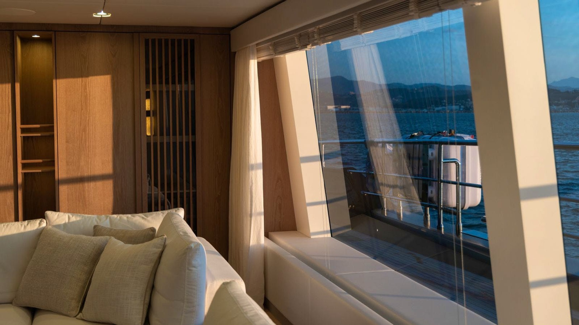 PETITE BELLE 100ft SUNREEF YACHTS Yacht For Sale PETITE BELLE 100ft SUNREEF YACHTS Yacht For Sale