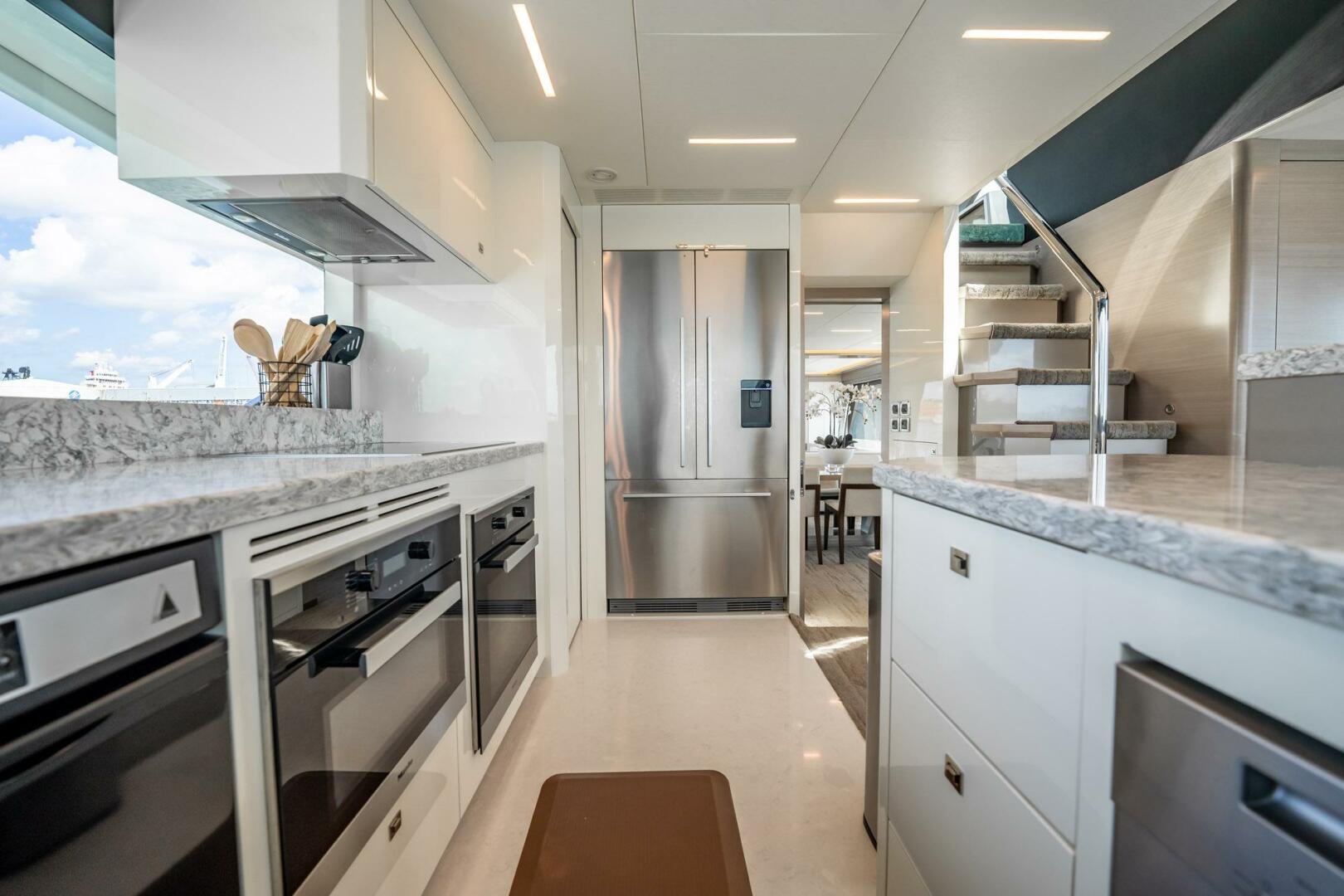 Aquasition 88ft Ocean Alexander Yacht For Sale