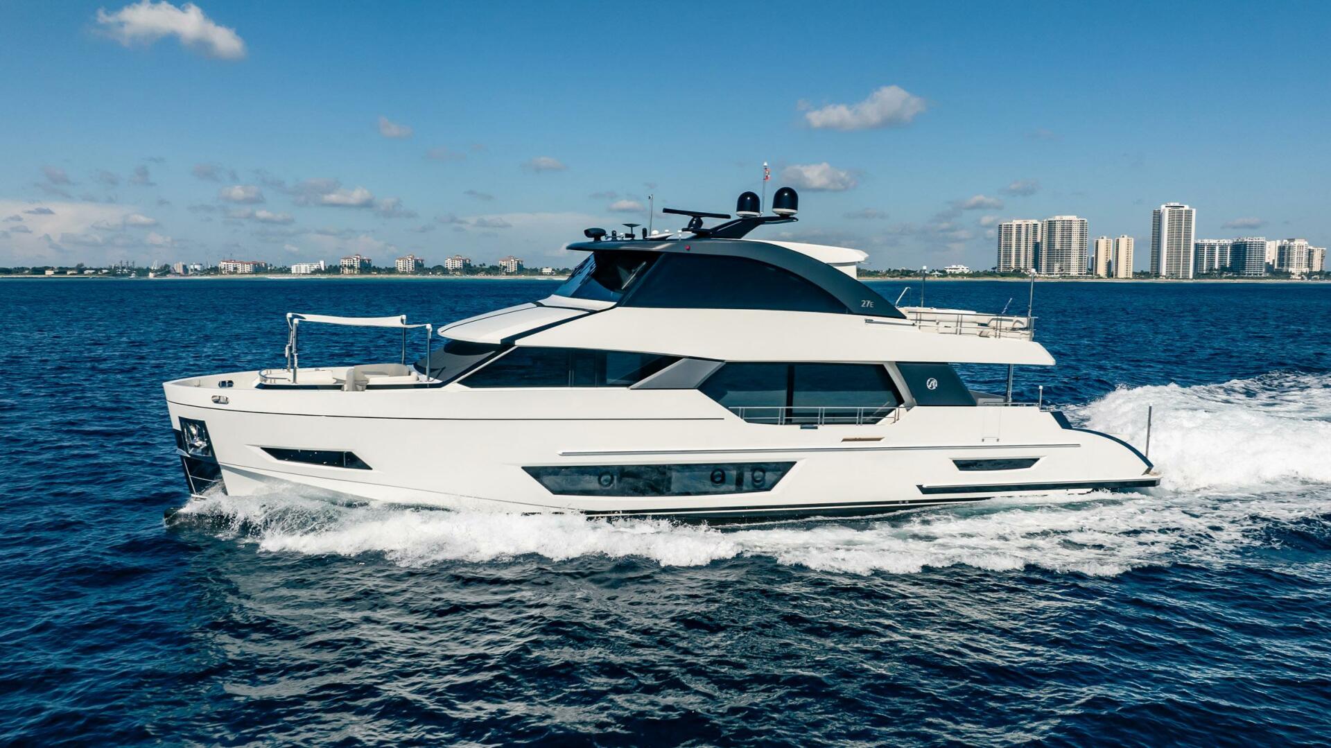 Aquasition 88ft Ocean Alexander Yacht For Sale